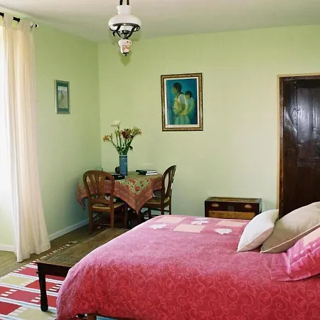 Bed and Breakfast Familiale Paisible Pres De Lassay-les-chateaux, Randonnees Et Charme Historique. - Fr-1-600-228