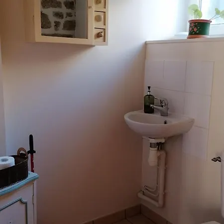 Familiale Paisible Pres De Lassay-les-chateaux, Randonnees Et Charme Historique. - Fr-1-600-228 Bed and Breakfast Niort-la-Fontaine